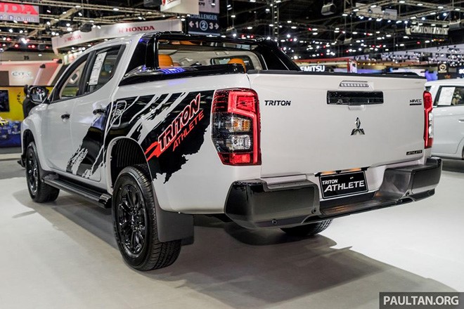 Mitsubishi Triton 4×2 Athlete