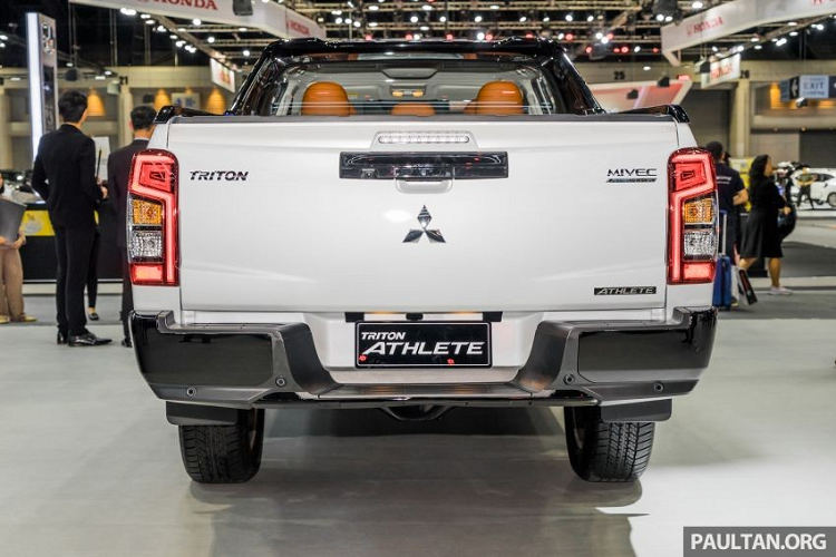 Mitsubishi Triton 4×2 Athlete